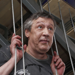 Адвокат Добровинский заявил о проблемах с финансами у Михаила Ефремова